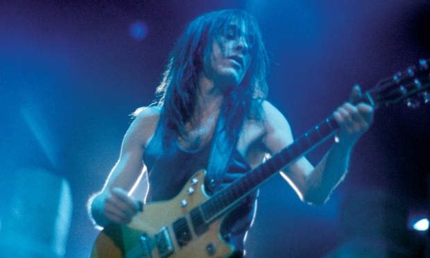 Malcolm Young Telah Berangsur Pulih?