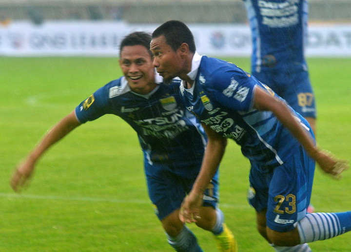 Drama Enam Gol, Persib Pastikan Lolos Sebagai Juara Grup 
