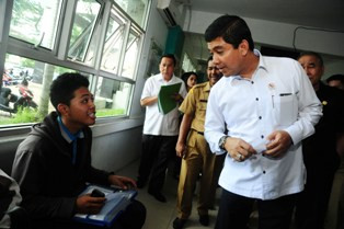 Menpan-RB Instruksikan Pemasanganan Poster Nawa Cita di Kantor Pemerintahan