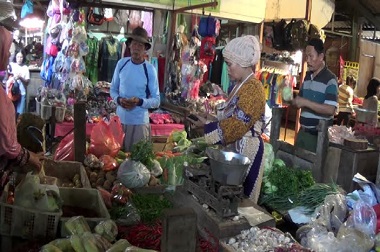 Harga BBM tak Naik, Harga Sayur <i>Keburu</i> Melonjak