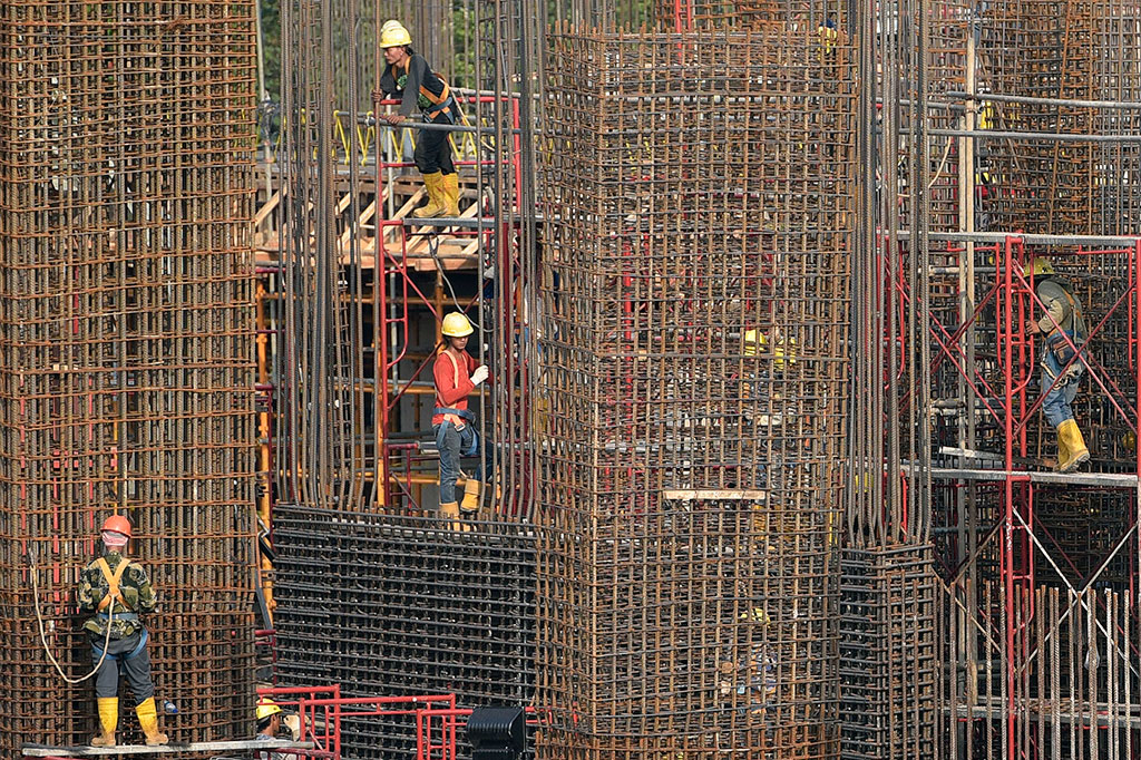 Investasi Salah Satu Solusi Perlambatan Ekonomi Global