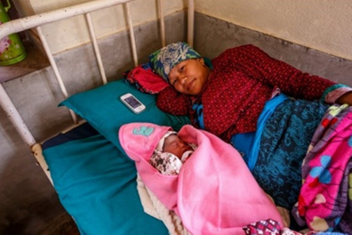  Setiap Jam, 12 Bayi Nepal Lahir Tanpa Fasilitas Kesehatan