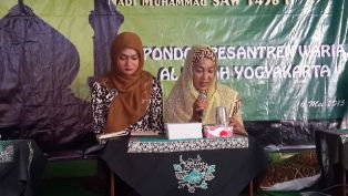 Sahkah Waria Shalat? Ulama: Doa itu Netral Jender