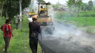 Jalur Alternatif Mudik di Tegal Mulai Diperbaiki