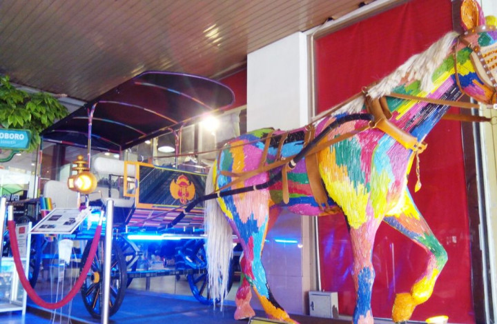 Andong dari Pensil Warna Ada di Mal Malioboro