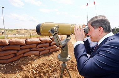 PM Turki Konfirmasi Penembakan Helikopter Suriah