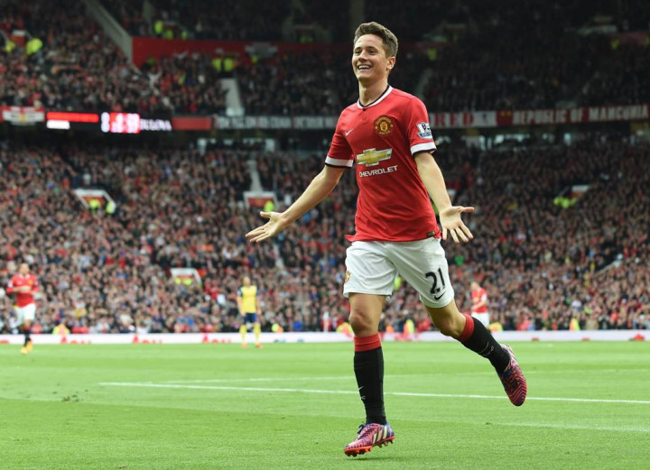 Arsenal Tertinggal dari United