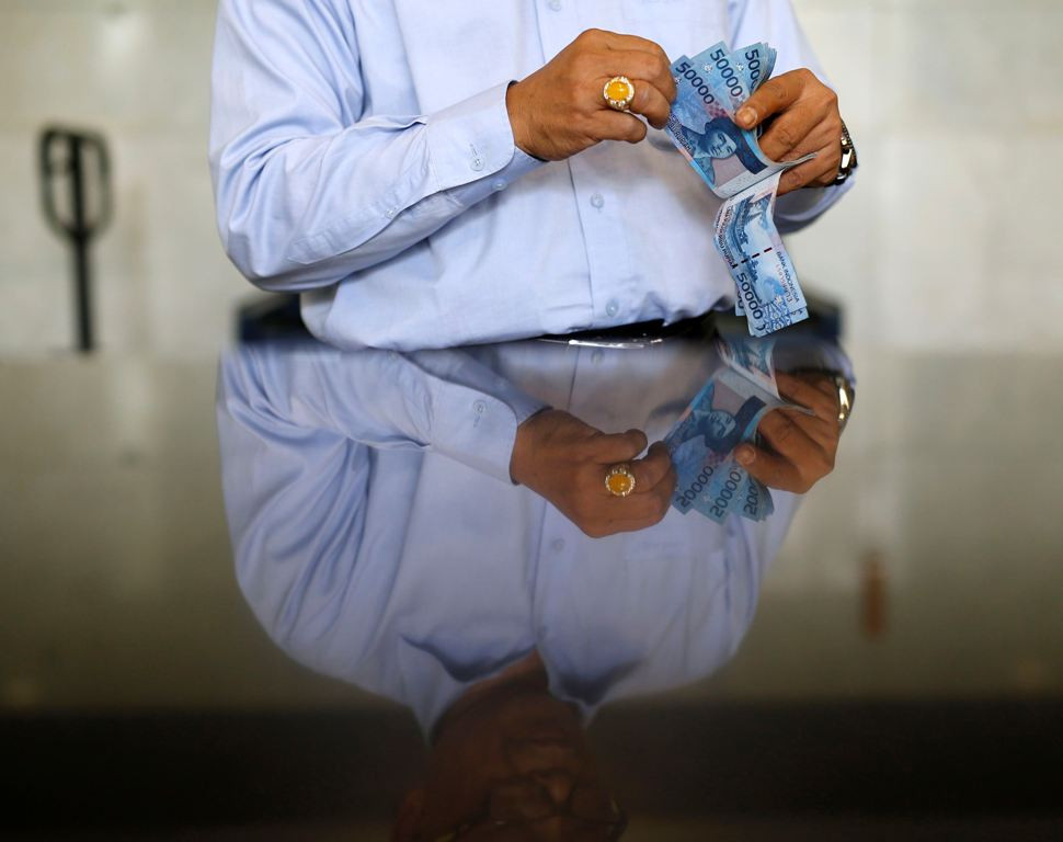 Ilustrasi rupiah -- FOTO: Reuters/Darren