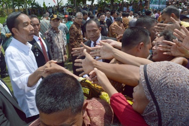 Besok, Presiden Jokowi Bagikan Kartu Sakti di Jatim