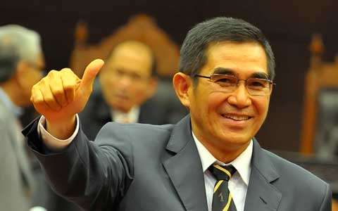 Hamdan Zoelva Pegang Jabatan Penting di PERADI