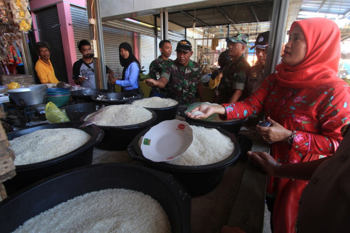 BPOM: Hasil Uji Lab Sampel Beras Plastik Selesai Hari Ini