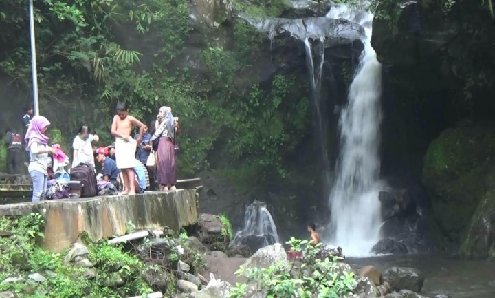 Pancuran 17 Gua Sigeong, Dipercaya Menyembuhkan Penyakit