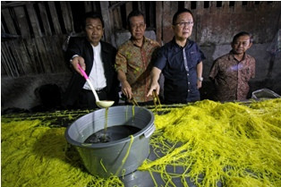 Pabrik Mi Berformalin di Bandung Digerebek 