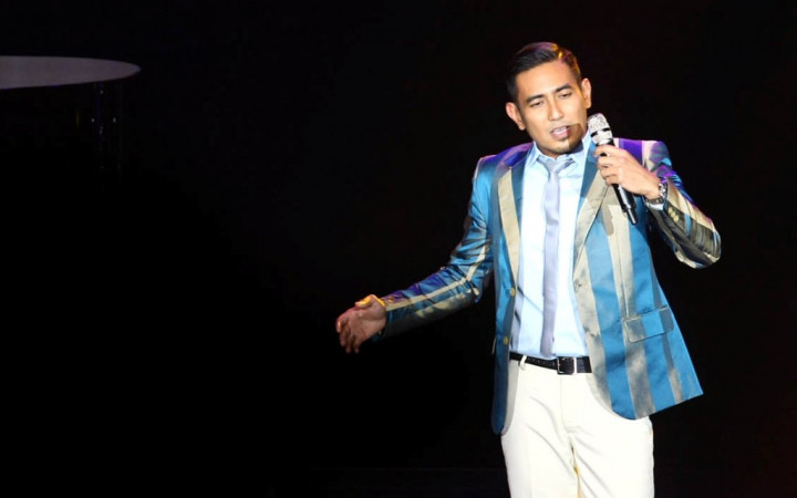 Rio Febrian Janjikan Romantisme di Konser Tunggal