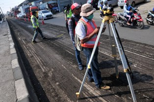 Perbaiki Jalan Rusak, DKI Gunakan Sistem Daur Ulang
