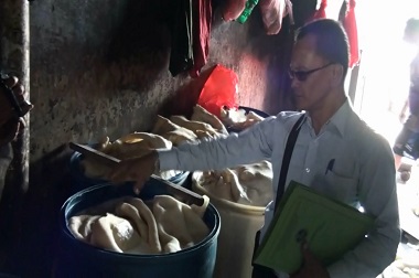 Sebuah Industri di Tangerang Olah Kikil dengan Cairan Pemutih Pakaian