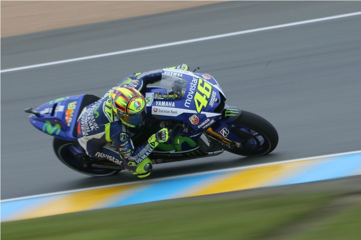 Di Kampung Halamannya, Rossi Tak Ingin Kalah dari Lorenzo