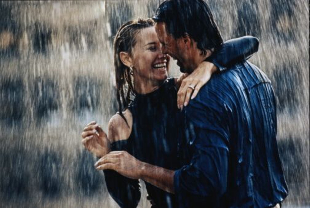 Bercinta dalam air bisa juga dilakukan dalam kolam. (Foto:hdwallpics.in)