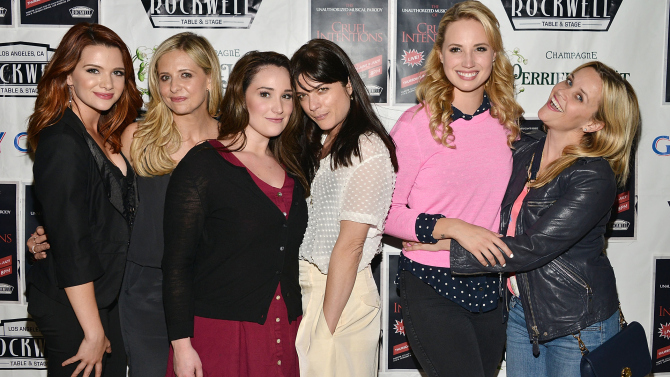 Bintang <i>Cruel Intentions</i> Bersatu Kembali lewat Parodi Musikal