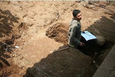 Arkeolog Eskavasi Situs Saluran Air Majapahit