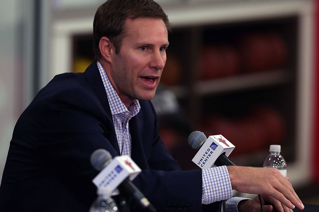 Bulls Perkenalkan Hoiberg sebagai Pelatih Baru