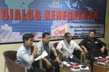 Mundurnya Blatter Momentum Perbaiki Tata Kelola Sepak Bola Nasional  