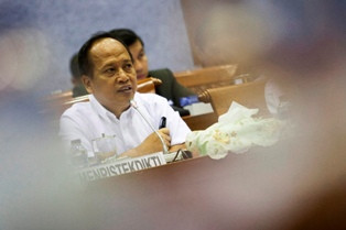 Alasan Menristek Belum Tutup Kampus Adhy Niaga