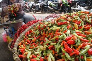 Jelang Ramadan, Harga Kebutuhan Pokok Merangkak Naik 