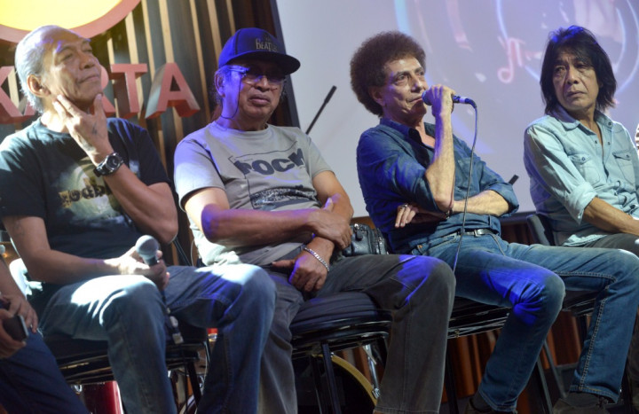 Buku Perjalanan God Bless Empat Dekade, Dirilis 2016