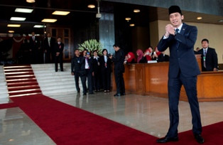 Tunggu Sutan Divonis, KPK Siap Garap Ibas