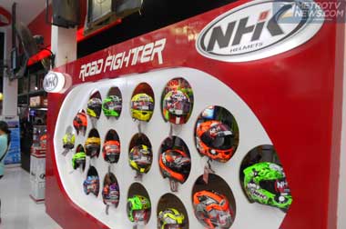 NHK Tawarkan Helm <i>Special Edition</i> di Jakarta Fair 2015