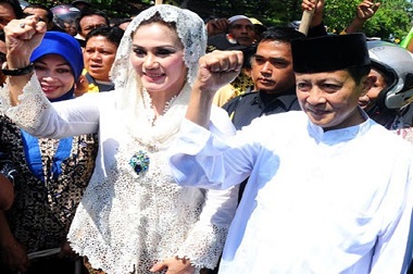 Gunakan Surat Pengganti Ijazah, Wali Kota Tegal Dilaporkan ke Polisi