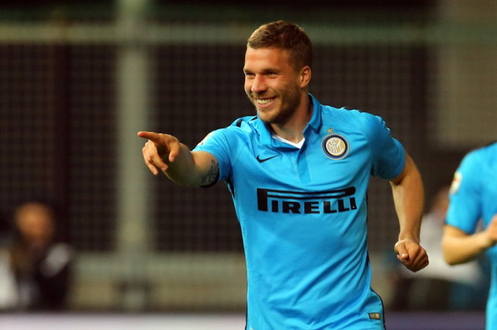 Galatasaray Bantah Ingin Rekrut Podolski