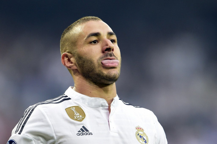 Perwakilan MU Melakukan Pertemuan dengan Agen Benzema