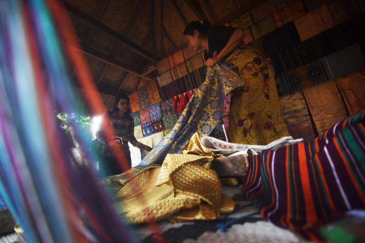 Kemenperin Dorong Penguatan <i>Brand</i> Lokal Tenun Tradisional