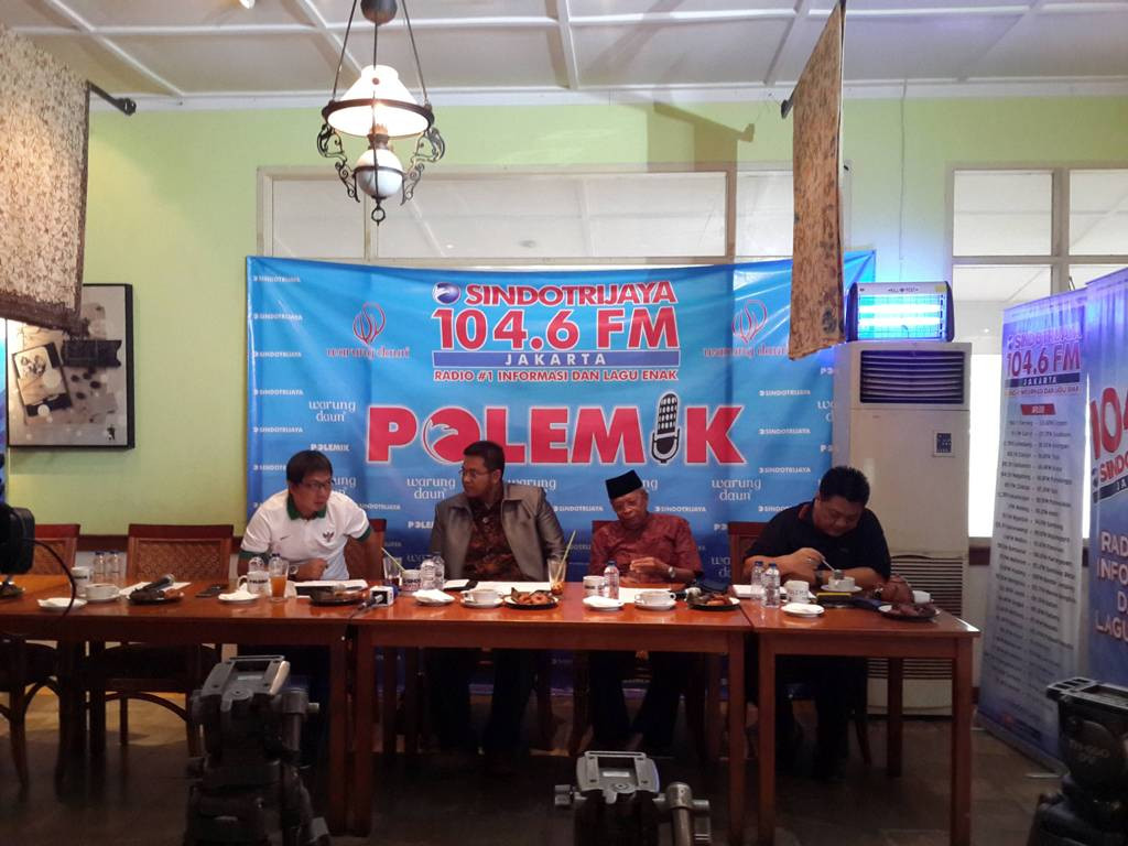 Suasana Diskusi Bola Tak Lagi Bundar di Warung Daun. (Foto: Dian Ihsan Siregar)