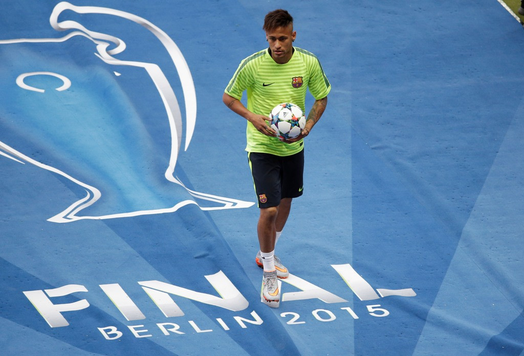 Neymar (Foto: AP/Michael Sohn)