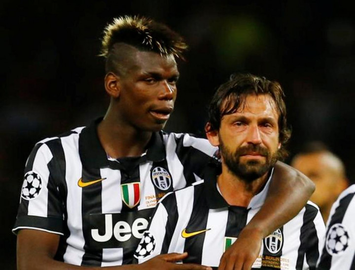 Pirlo Tidak Kuasa Menahan Air Mata Usai Juventus Kalah dari Barcelona