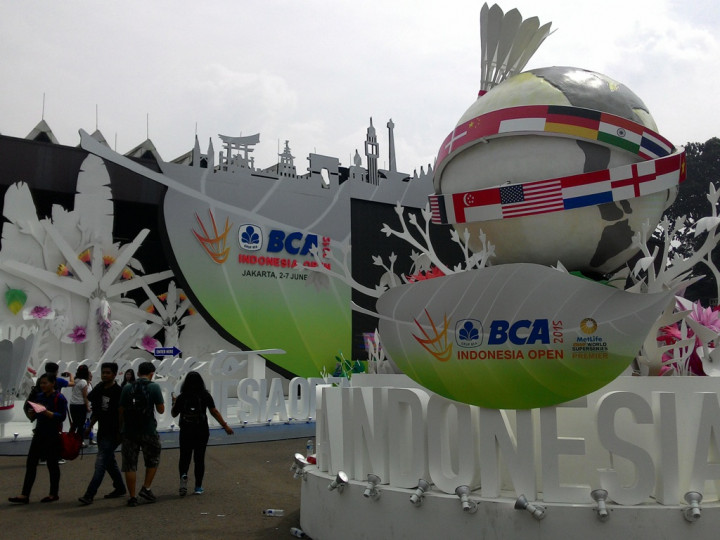 Kemeriahan di Luar Arena BCA Indonesia Open 2015 