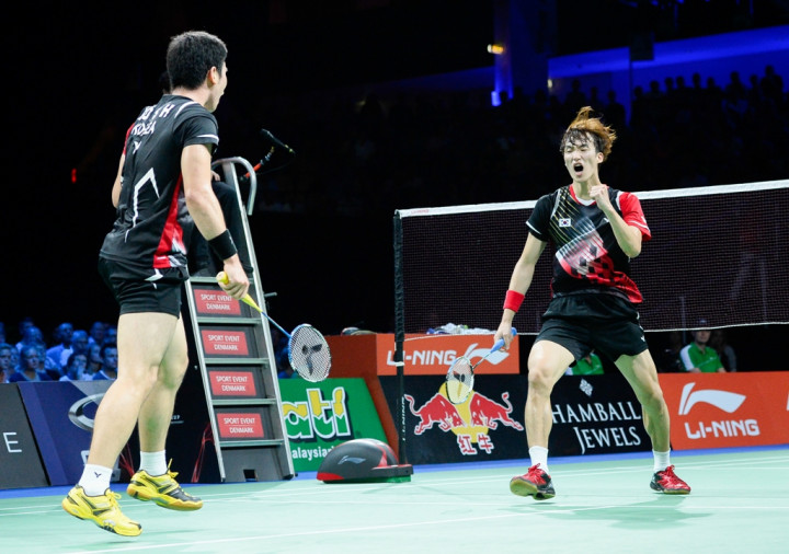 Pasangan Ganda Putra Korsel Raih Gelar Indonesia Open 2015 