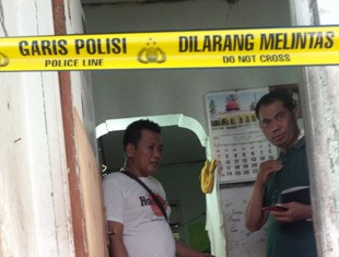 Cari Buku Harian Putri, Polisi Olah TKP