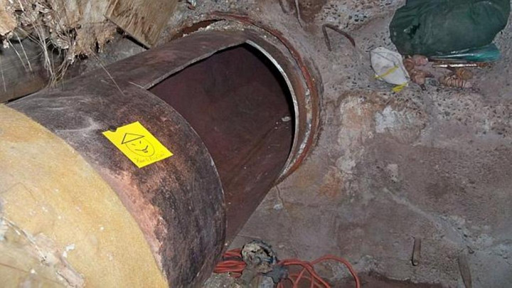 Napi Pembunuhan Kabur dari Penjara dengan Meniru Adegan Film