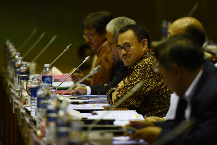 Bahas RAPBN, Komisi VII-ESDM Duduk Bersama di DPR