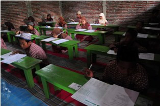 Proyek Rehabilitasi Madrasah Diniyah di Pamekasan Dinilai Janggal