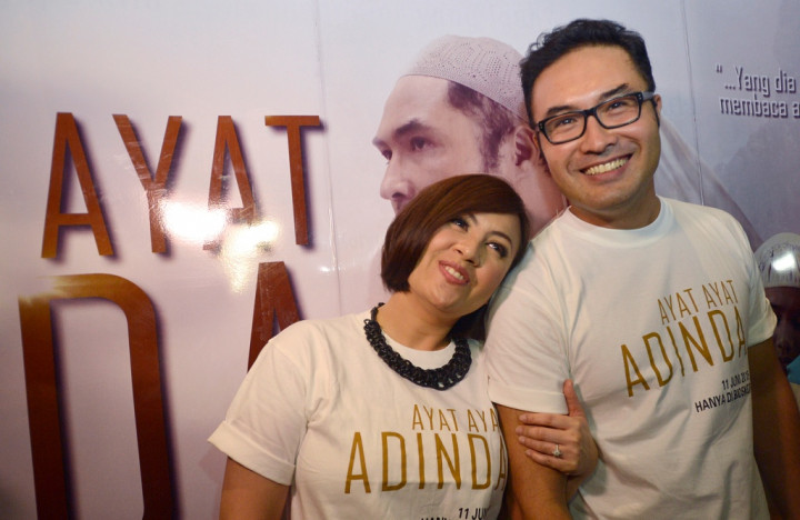 Surya Saputra Kurangi Romantisme dengan Cynthia Lamusu