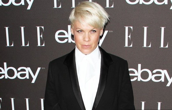 Akun Twitter Pink Promosikan Situs Porno