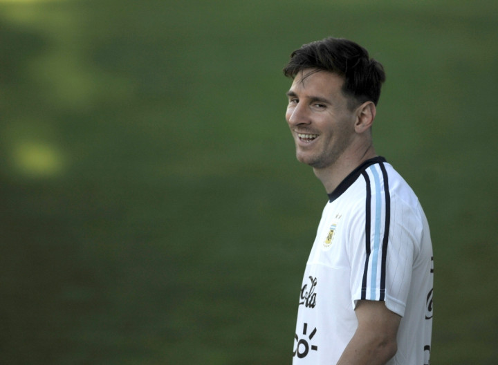 Lionel Messi Rela Berkorban Demi Bisa Menyaksikan Brasil Beraksi