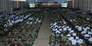 Panglima TNI Bahas Pertikaian Anggota ke Ribuan Prajurit di Bandung
