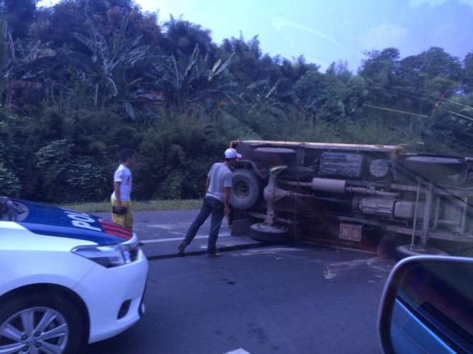 Kecelakaan di Tol Jagorawi, Penabrak Melarikan Diri
