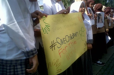 Siswa SD Gelar Aksi Simpatik untuk Angeline